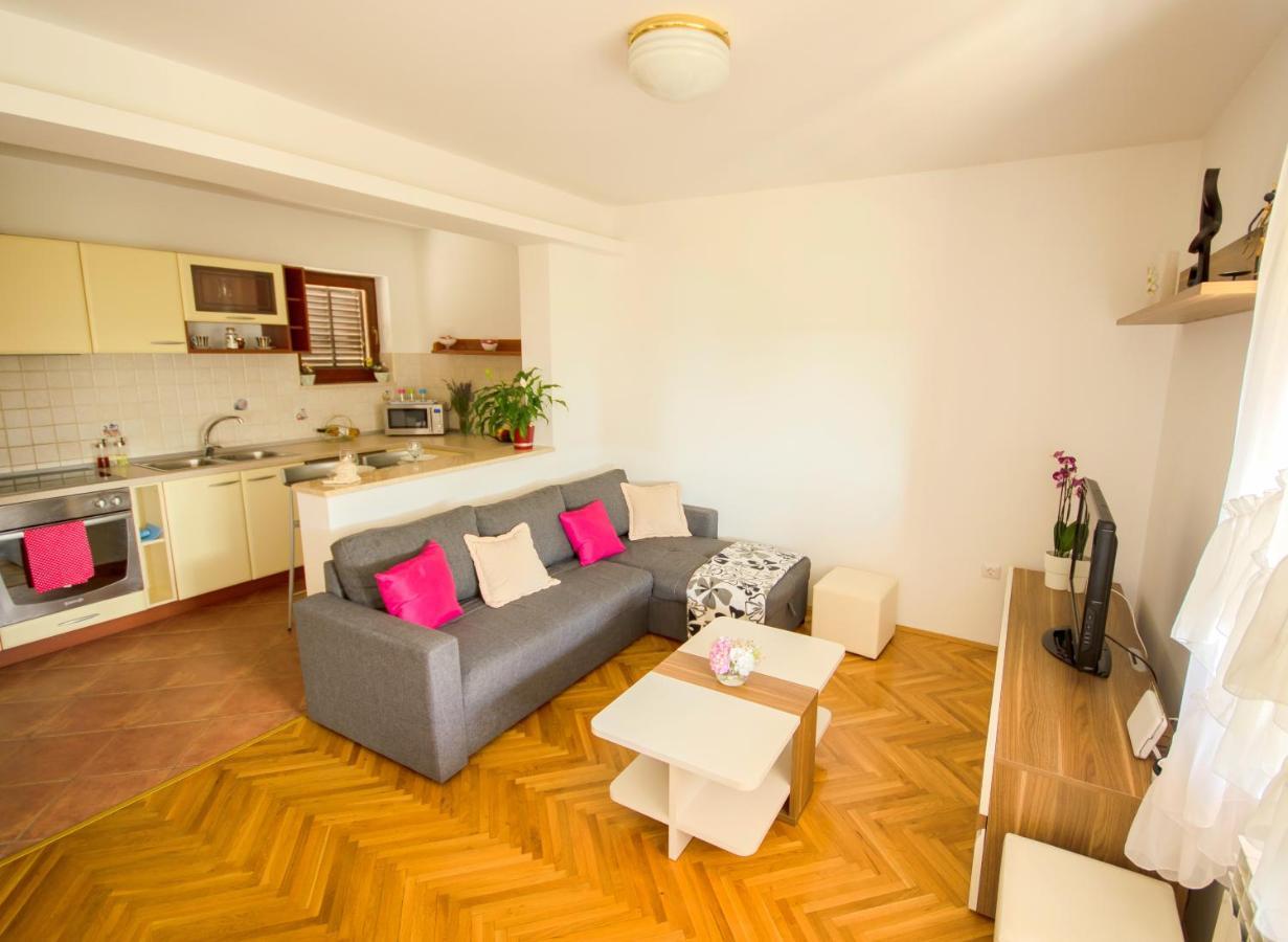Apartment Ivis